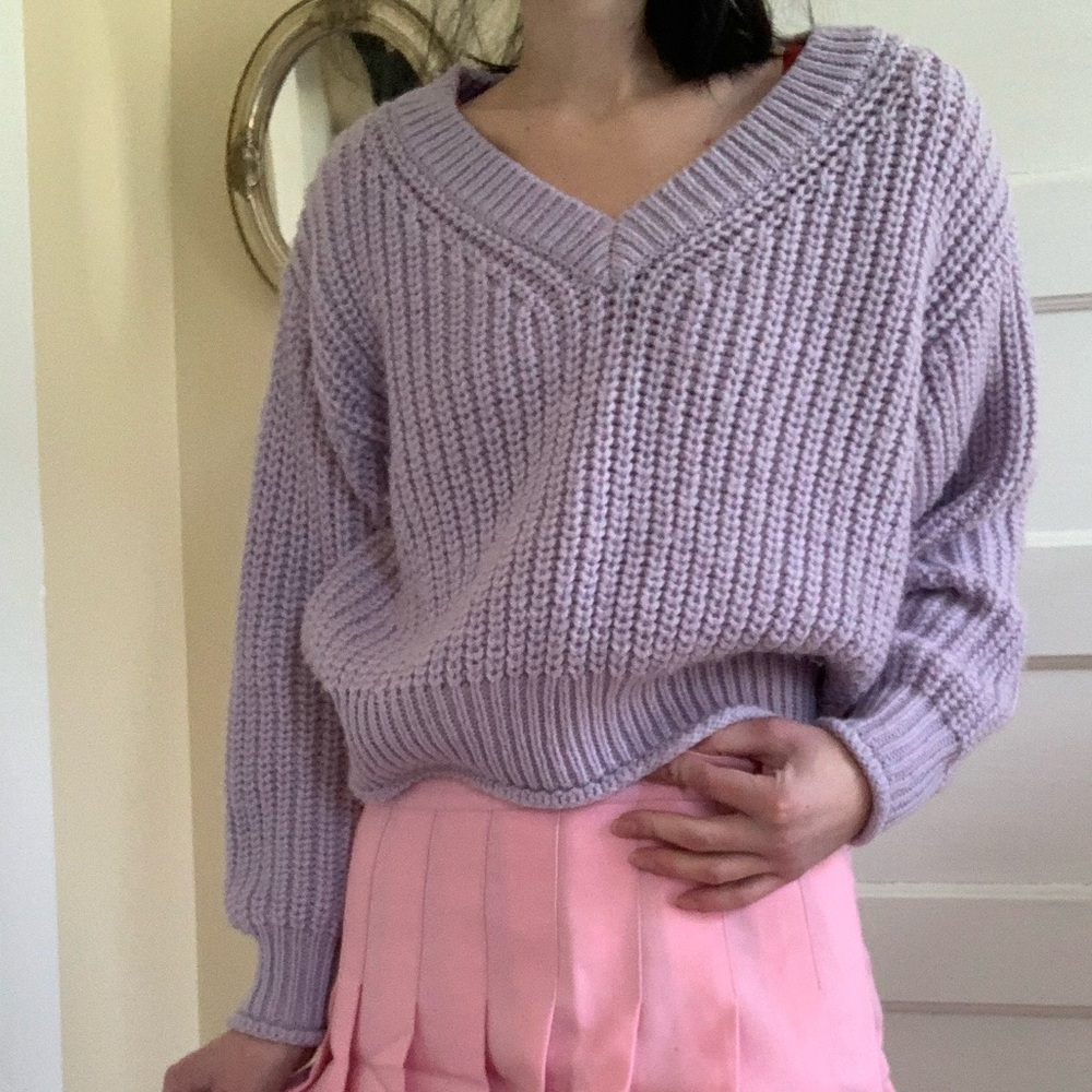 H&M Lavender Purple Chunky Knit V-Neck Pullover Sweater
